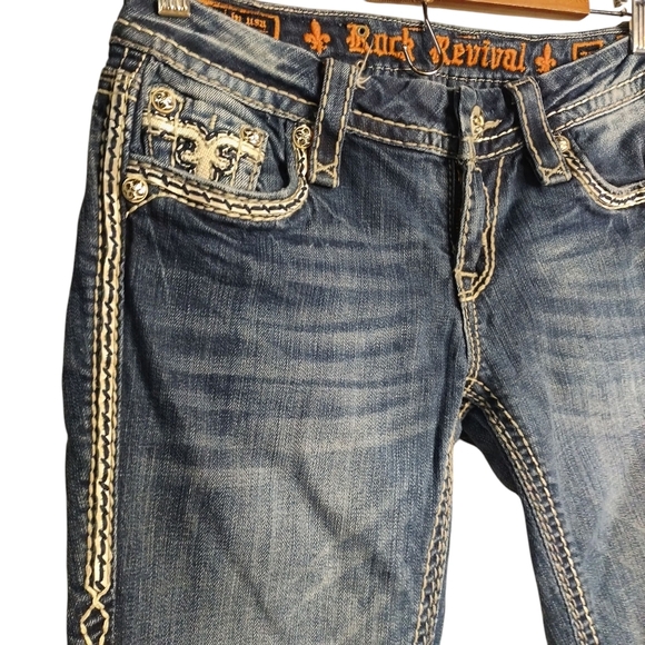 Rock Revival Women's Blue Embroidered Crop Jeans Size 26 - Picture 5 of 11